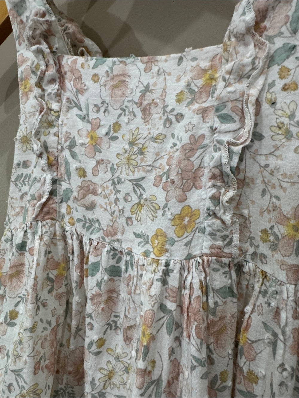 Catherine Malandrino Girls Floral Button-Front Dress in White, Pink & Yellow - Picture 4 of 5